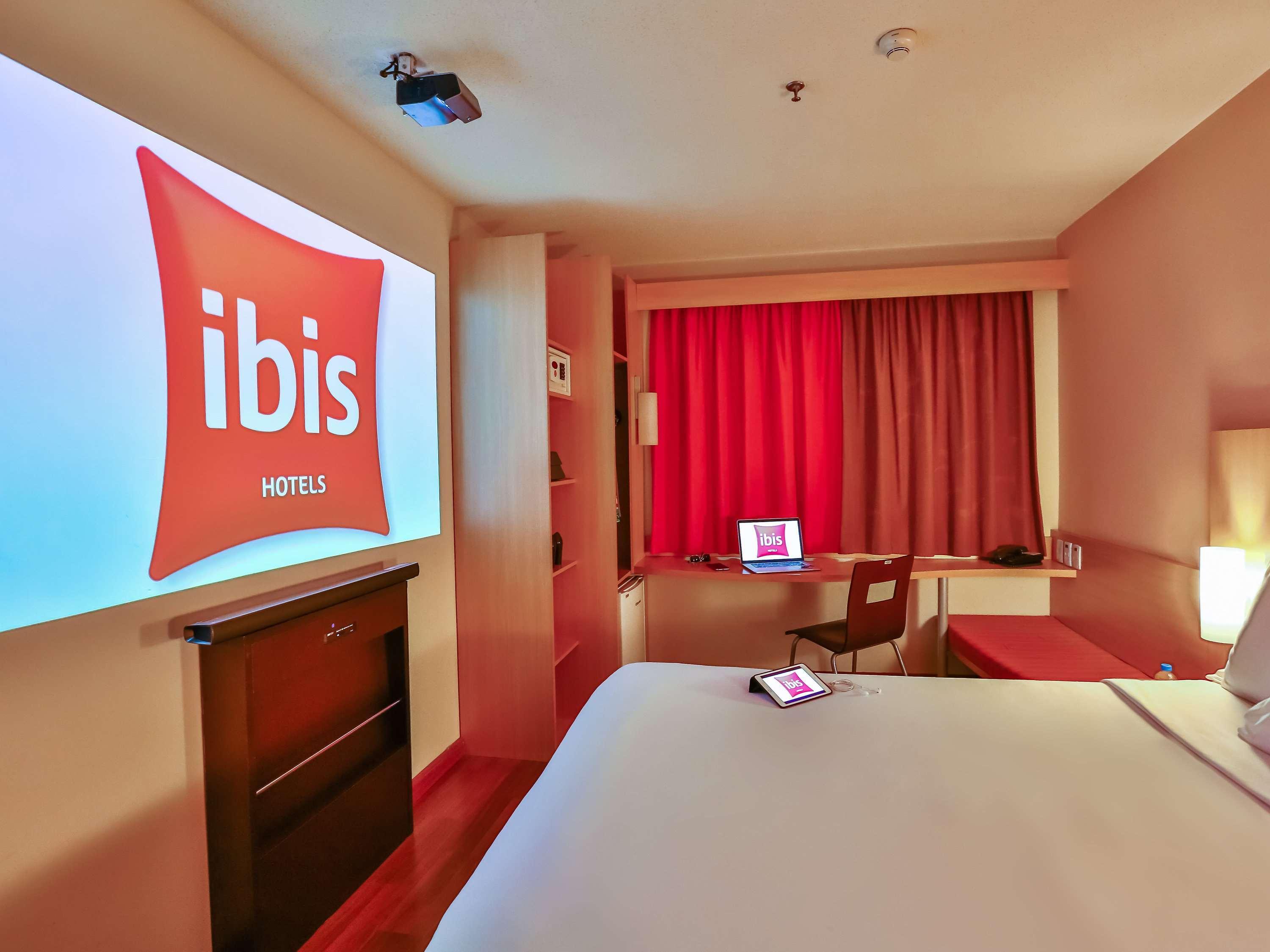 ibis budget São Paulo Paulista Hotel - Deals, Photos & Reviews